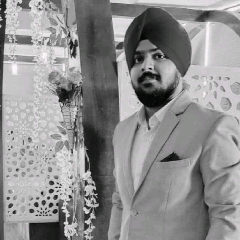 Manjit-Singh_Senior-Analyst